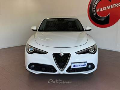 Alfa Romeo Stelvio 2.2 Turbodiesel 180 CV AT8 Super Bianco usata Crocetta del Montello