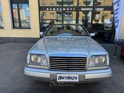 Mercedes-Benz Classe E ISCRITTA ASI Argento usata Torino