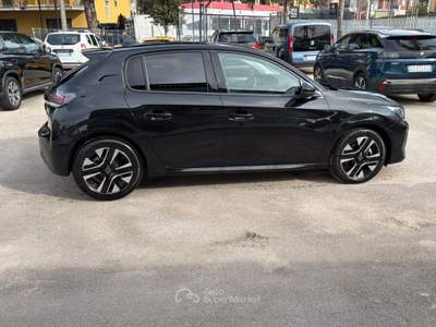 Peugeot 208 208 PureTech 100 Stop&Start 5 porte Allure Nero usata Cercola