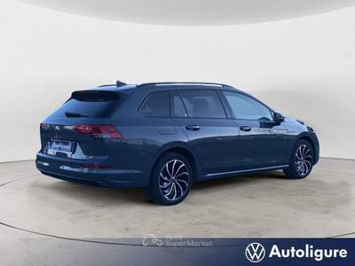 Volkswagen Golf 1.0 eTSI EVO DSG Variant Life Grigio usata Lerici
