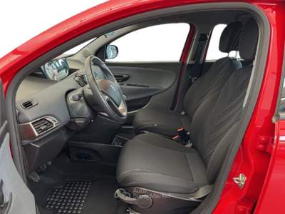 Lancia Ypsilon III 2021 1.0 firefly hybrid Gold s&s 70cv Rosso usata Torino