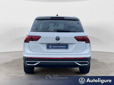 Volkswagen Tiguan 1.5 TSI 150 CV DSG ACT Elegance Bianco usata Lerici
