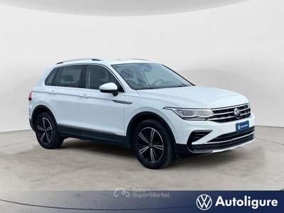Volkswagen Tiguan 1.5 TSI 150 CV DSG ACT Elegance Bianco usata Lerici