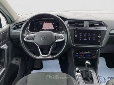 Volkswagen Tiguan 1.5 TSI 150 CV DSG ACT Elegance Bianco usata Lerici