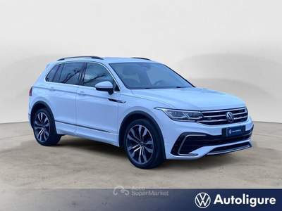 Volkswagen Tiguan Tiguan 1.5 TSI 150 CV DSG ACT R-Line Bianco usata Lerici