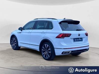 Volkswagen Tiguan Tiguan 1.5 TSI 150 CV DSG ACT R-Line Bianco usata Lerici