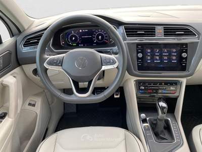 Volkswagen Tiguan Tiguan 1.4 TSI eHYBRID DSG Elegance Bianco usata Lerici