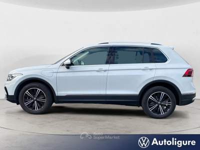 Volkswagen Tiguan Tiguan 1.4 TSI eHYBRID DSG Elegance Bianco usata Lerici