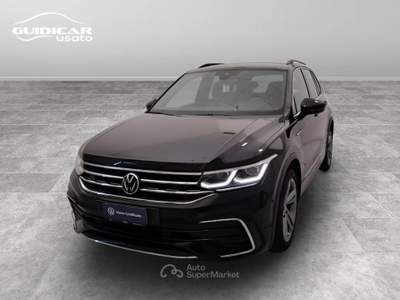 Volkswagen Tiguan 2.0 TDI SCR R-Line DSG Nero usata Lucca