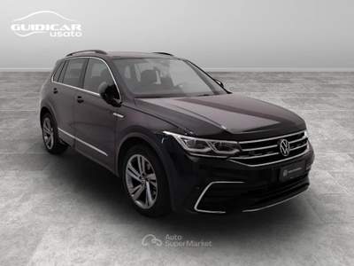 Volkswagen Tiguan 2.0 TDI SCR R-Line DSG Nero usata Lucca
