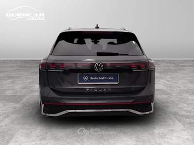 Volkswagen Tiguan 2.0 TDI SCR EVO R-Line Grigio usata Lucca