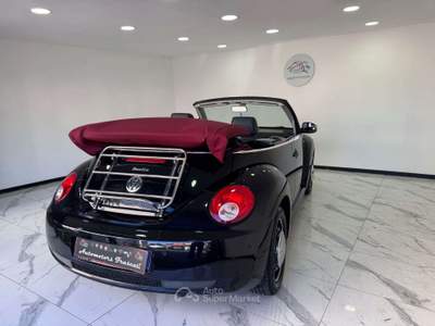 Volkswagen New Beetle Cabrio 1.9 tdi 105 CV-2007 Nero usata Roma