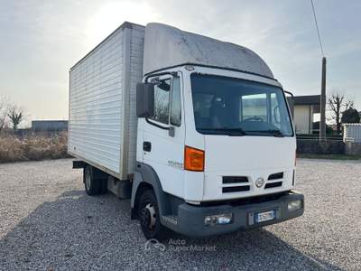 Nissan Atleon 120 3.0 TDI - UNICOPROPRIETARIO - Patente B Bianco usata Vedelago