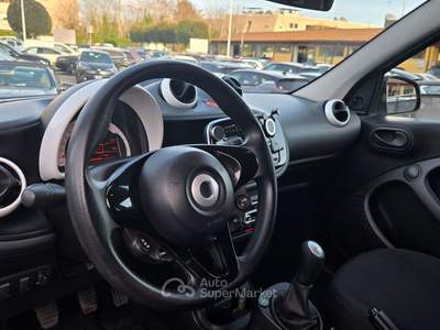Smart ForFour 1.0 YOUNGSTER GPL BRC SCAD 2031 71 CV NEOPATENTAT Bianco usata Roma
