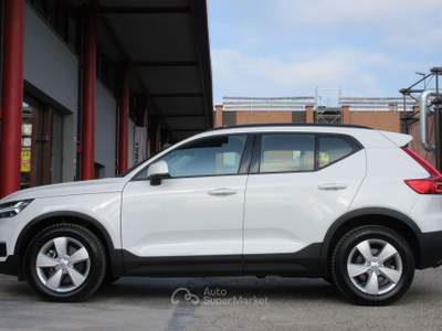 Volvo XC40 2.0 d3 Business AWD geartronic Bianco usata Bologna