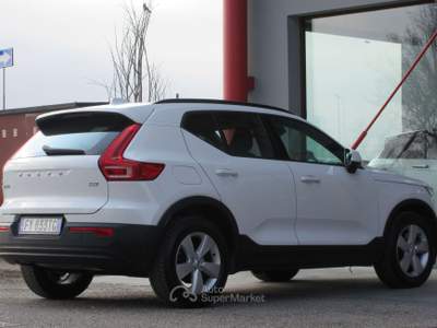 Volvo XC40 2.0 d3 Business AWD geartronic Bianco usata Bologna