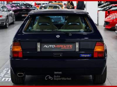 Lancia Delta 2.0 turbo HF integrale Blu Lord - Targhe TO Blu/Azzurro usata Vergiate