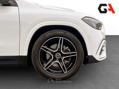 Mercedes-Benz GLA GLA 200 d 4M AMG Line Prem Bianco usata Ercolano