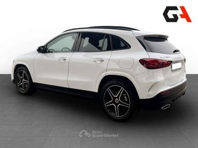 Mercedes-Benz GLA GLA 200 d 4M AMG Line Prem Bianco usata Ercolano