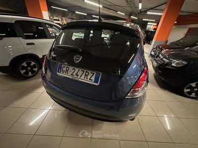 Lancia Ypsilon auto Blu/Azzurro usata Torino