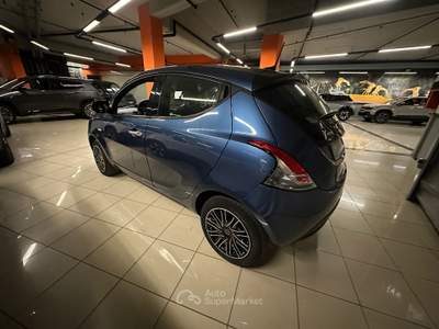 Lancia Ypsilon auto Blu/Azzurro usata Torino