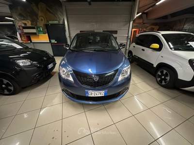 Lancia Ypsilon auto Blu/Azzurro usata Torino