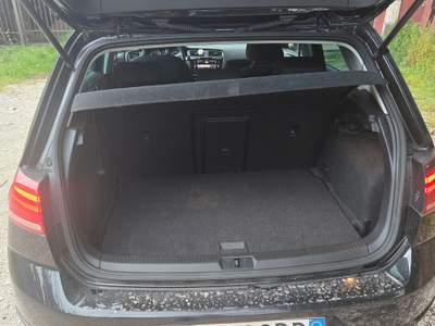 Volkswagen Golf tenuta sempre in box, due proprietari, treno di gomme aggiuntivo Blu/Azzurro usata Avellino