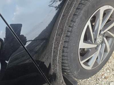 Volkswagen Golf tenuta sempre in box, due proprietari, treno di gomme aggiuntivo Blu/Azzurro usata Avellino