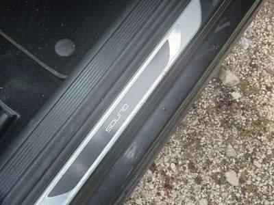 Volkswagen Golf tenuta sempre in box, due proprietari, treno di gomme aggiuntivo Blu/Azzurro usata Avellino