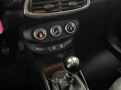Fiat 500X MJET 95CV CLUB SENZA obbligo finanziamento GARANZIA 12 MESI Nero usata Fiumicino