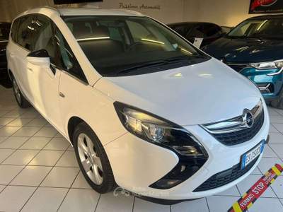 Opel Zafira Zafira III Tourer 2.0 cdti 7 POSTI 110cv Bianco usata Caravaggio