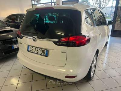 Opel Zafira Zafira III Tourer 2.0 cdti 7 POSTI 110cv Bianco usata Caravaggio