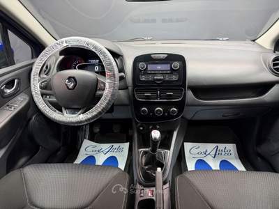 Renault Clio 1.2 Benzina 75 CV Duel 2018 Blu/Azzurro usata Teverola