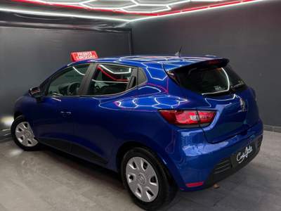 Renault Clio 1.2 Benzina 75 CV Duel 2018 Blu/Azzurro usata Teverola