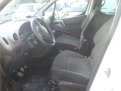 Peugeot Partner 4x4 5 posti autovettura Bianco usata San Michele Salentino