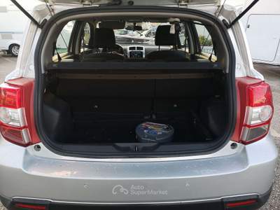 Toyota Urban Cruiser 1.4 d-4d Awd 4x4 Argento usata Foligno