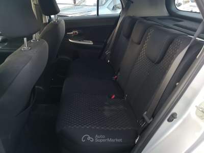 Toyota Urban Cruiser 1.4 d-4d Awd 4x4 Argento usata Foligno