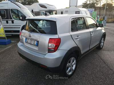 Toyota Urban Cruiser 1.4 d-4d Awd 4x4 Argento usata Foligno