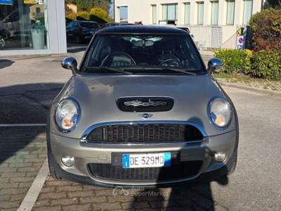 MINI Clubman 1.6 Salt 175cv Grigio usata Foligno