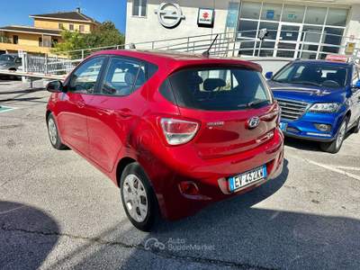 Hyundai i10 1.0 GPL Login econext Gpl Rosso usata Foligno