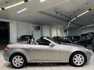 Mercedes-Benz SLK Kompressor cat DESIGNO INTERNI BICOLORE UNICOPROPR usata Monza