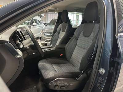 Volvo XC60 B4 (d) automatico Core IVA ESP - UNI PROP Blu/Azzurro usata Monza