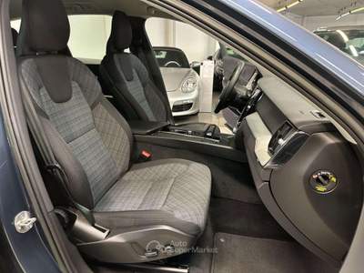 Volvo XC60 B4 (d) automatico Core IVA ESP - UNI PROP Blu/Azzurro usata Monza