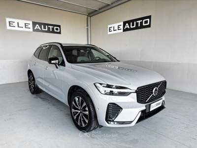 Volvo XC60 B5 2.0 AWD MHEV Autom. Plus Dark Iva Esposta Grigio usata Sedriano