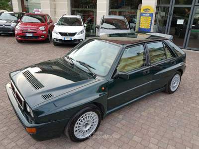 Lancia Delta 2.016V HF TARGA ORO integrale Verde York Numerata Verde usata Sant'Angelo in vado
