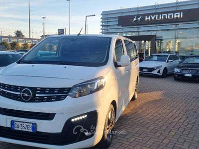Opel Zafira Life 2.0 Diesel 180CV aut. Start&Stop Innovation L Bianco usata Savona