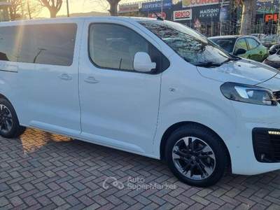 Opel Zafira Life 2.0 Diesel 180CV aut. Start&Stop Innovation L Bianco usata Savona