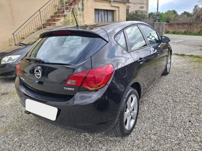 Opel Astra Cosmo Nero usata Calci