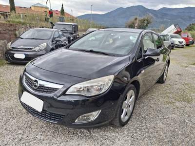Opel Astra Cosmo Nero usata Calci