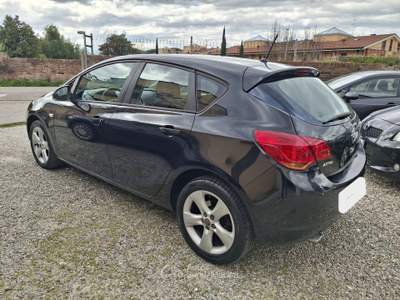 Opel Astra Cosmo Nero usata Calci